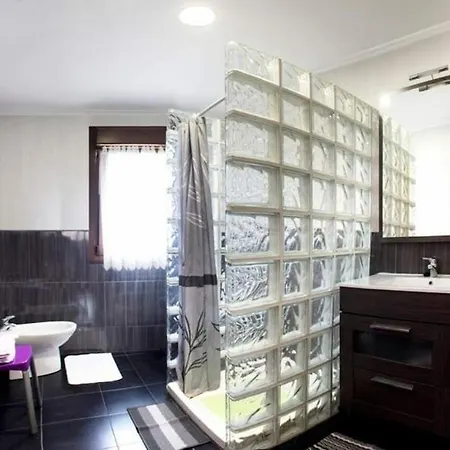 Paula * أفيليس